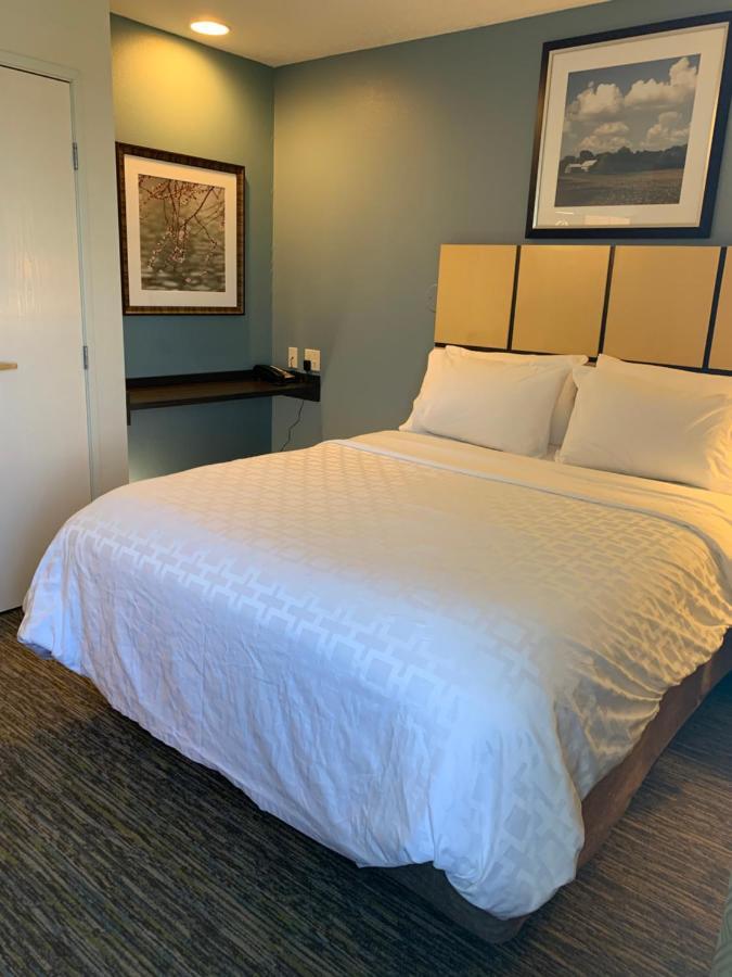 Candlewood Suites Fargo-North Dakota State University By Ihg Exterior photo
