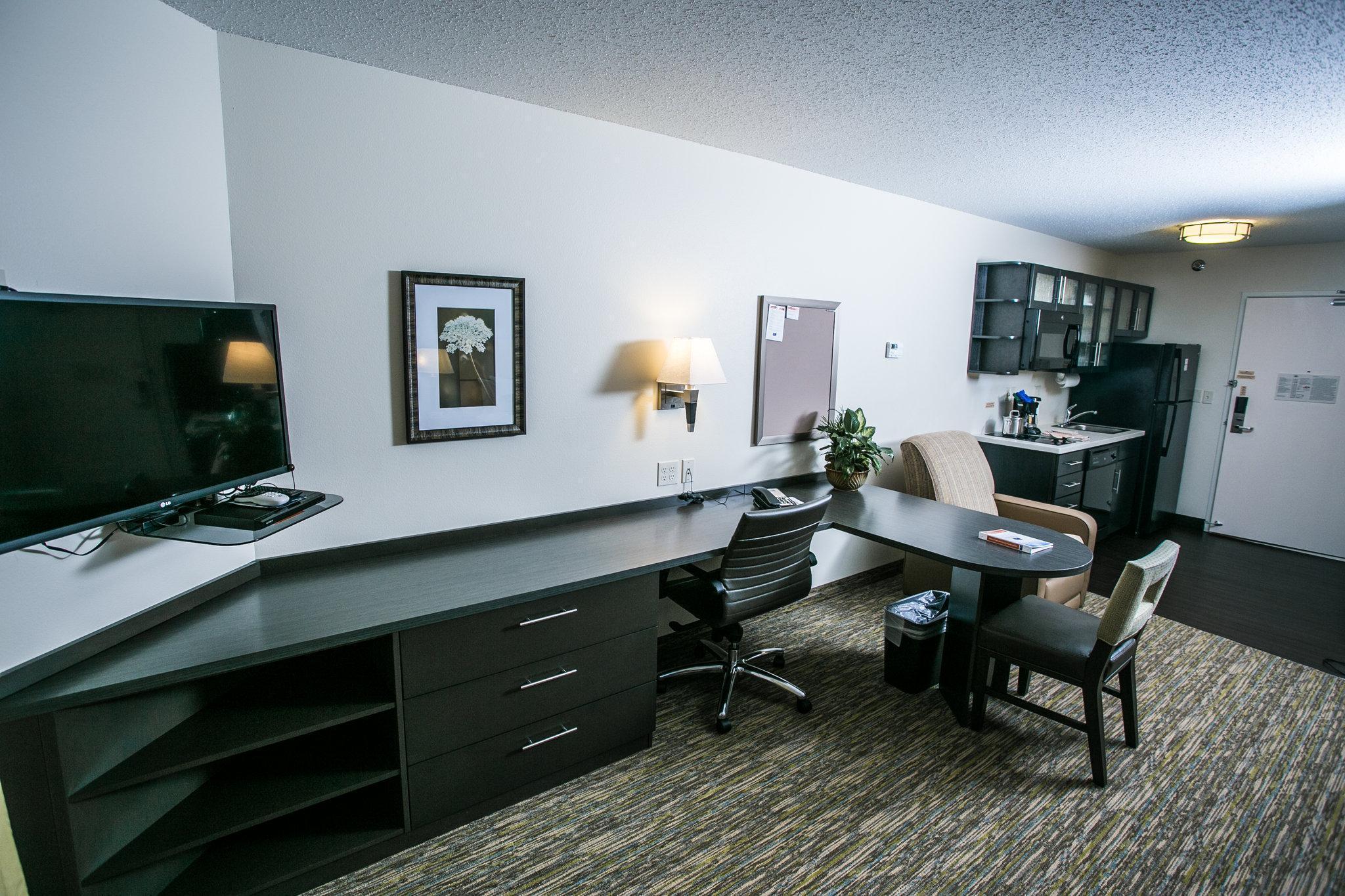 Candlewood Suites Fargo-North Dakota State University By Ihg Exterior photo