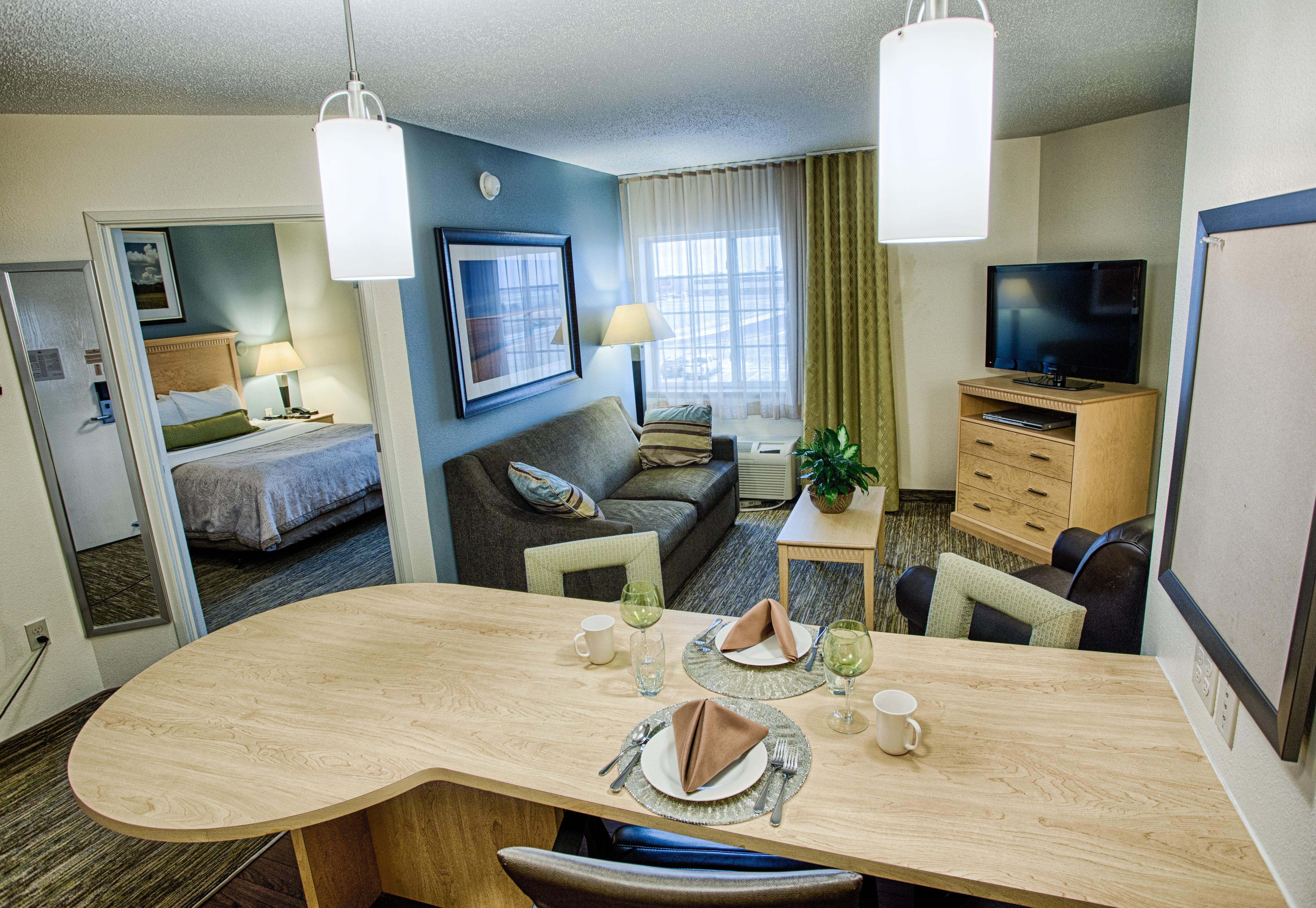 Candlewood Suites Fargo-North Dakota State University By Ihg Exterior photo